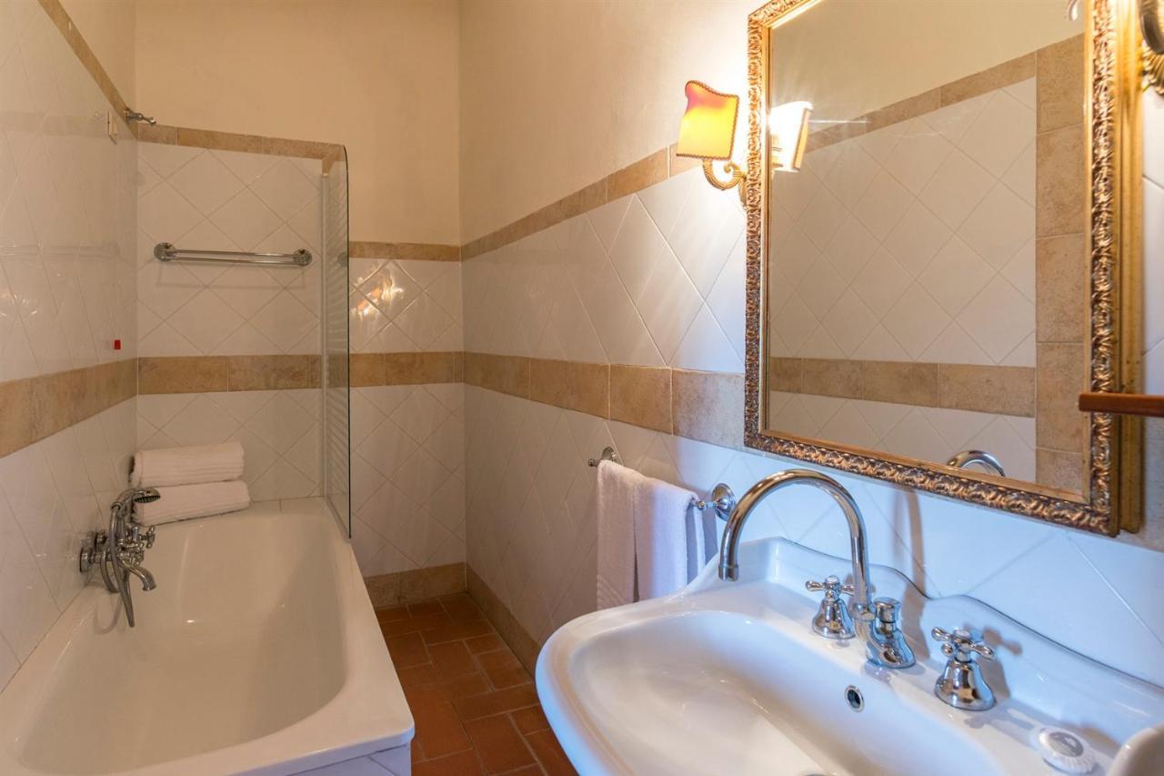 Villa Palazzaccio 26, Emma Villas Arezzo Buitenkant foto